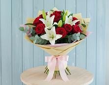 Букет цветов из:  Лилии и Розы в Тамбовке