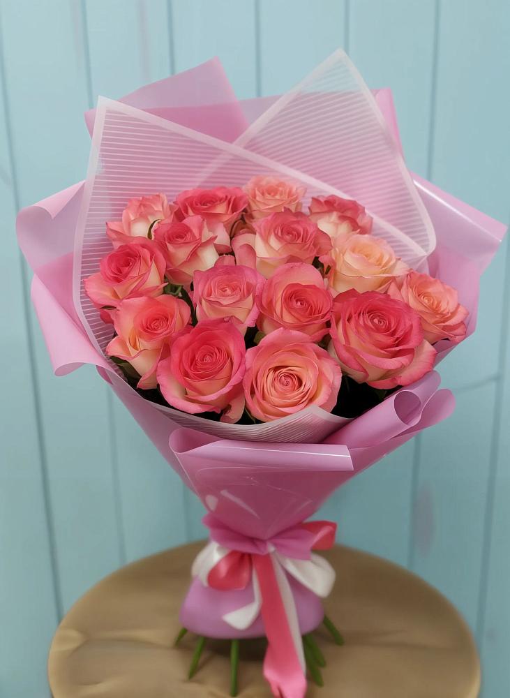 Букет 15 Розовых роз Равель в Тамбовке