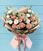 Букет цветов из:  Розы, Альстромерии и Лизиантусы в Тамбовке