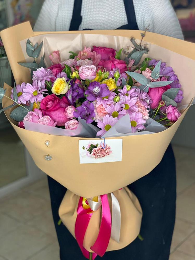 Букет цветов из: Хризантемы, Гвоздики и Альстромерии в Тамбовке