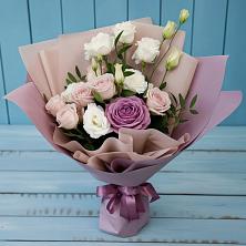 Букет цветов из:  Розы и Лизиантусы в Тамбовке