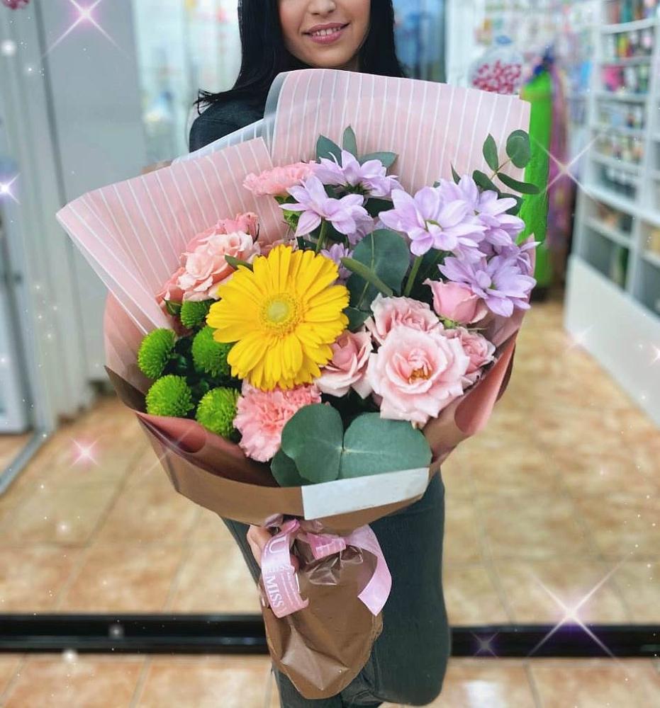 Букет цветов из: Герберы, Хризантемы, Розы и Гвоздики в Тамбовке