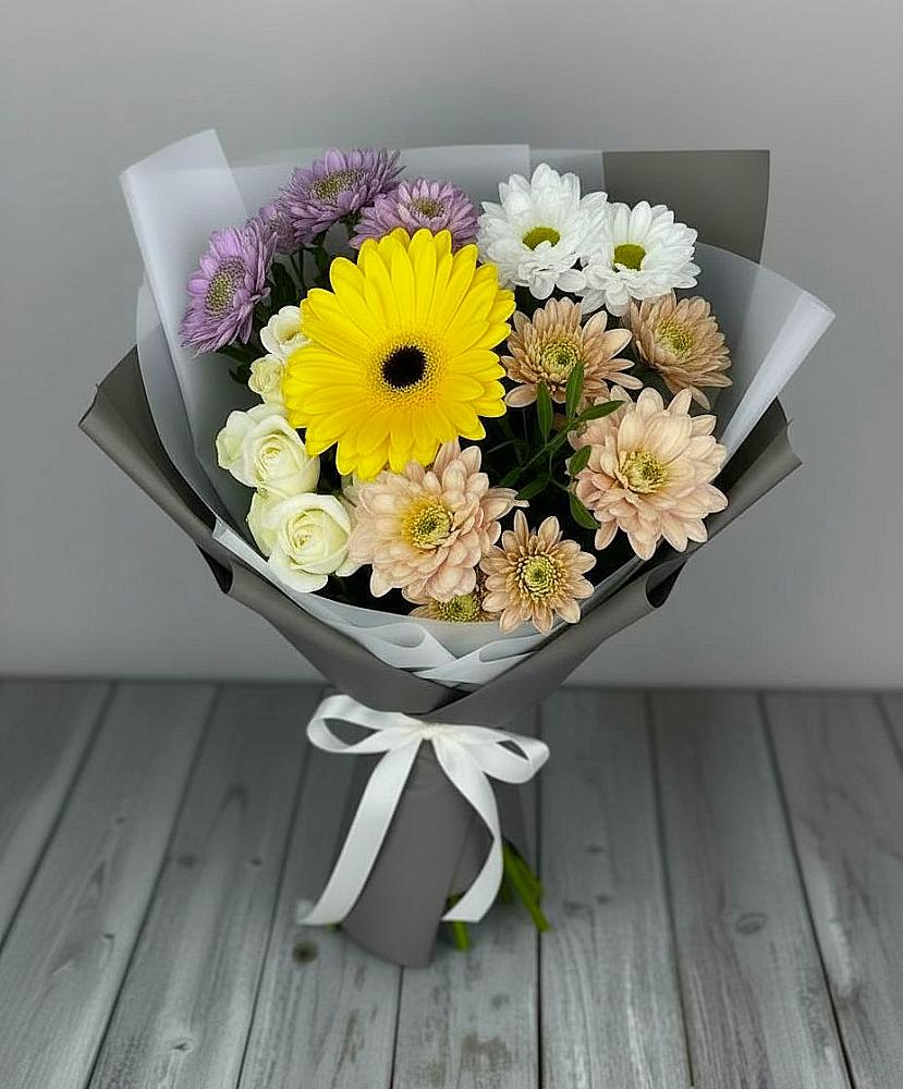 Букет цветов из: Розы, Герберы и Хризантемы в Тамбовке