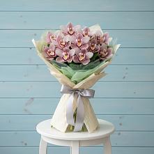 Букет цветов из:  Орхидеи и Розы в Тамбовке