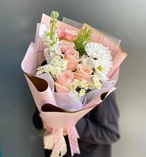 Букет цветов из:  Хризантемы и Розы в Тамбовке