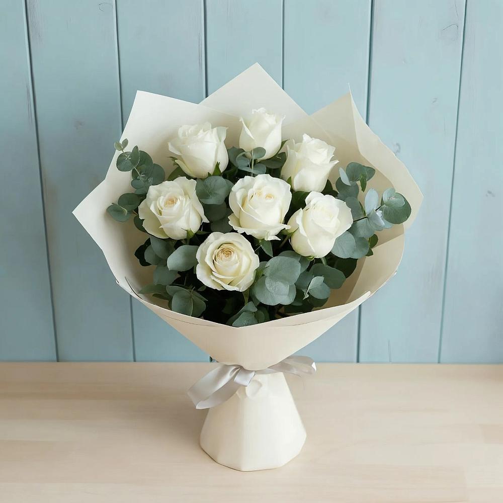 Букет Белые розы в Эвкалипте в Тамбовке