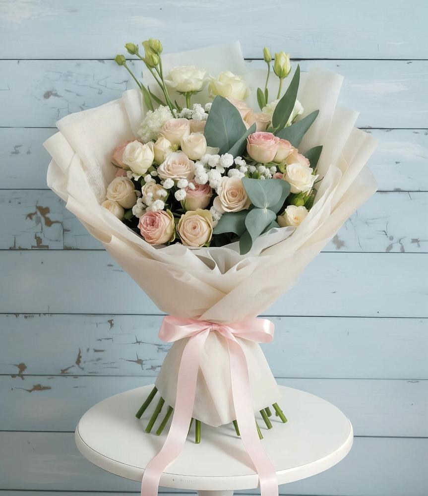 Букет цветов из: Розы и Лизиантусы в Тамбовке