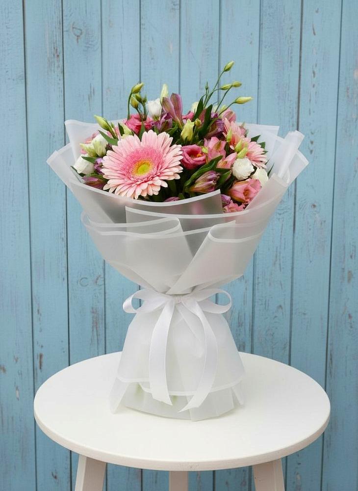 Букет цветов из: Герберы, Альстромерии и Лизиантусы в Тамбовке